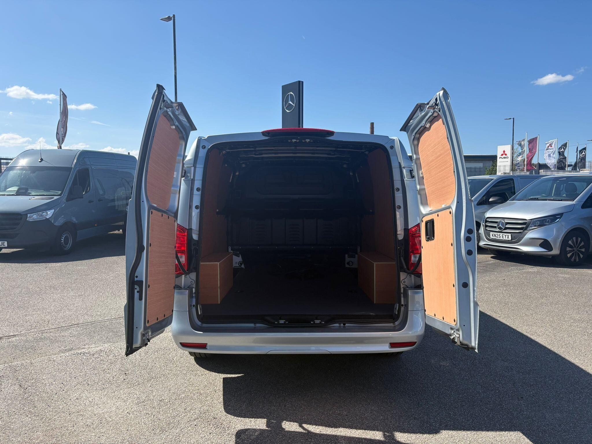 Mercedes-Benz eVito
